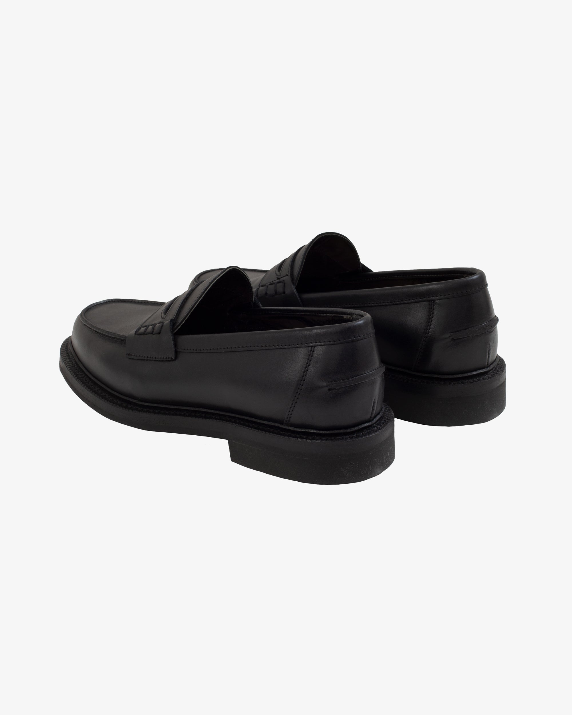PEACEFUL BEEF ROLL LOAFER - BLACK WAXY LEATHER